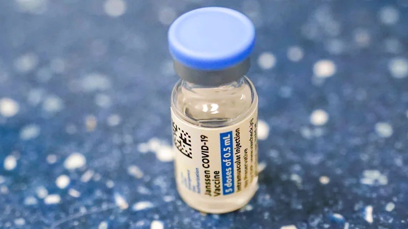 عوارض جانبی جدید با واکسن کووید آسترازنکا و جانسون